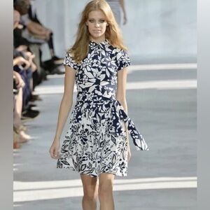 Diane Von Furstenberg Scarlet Floral Shirtdress Size 4